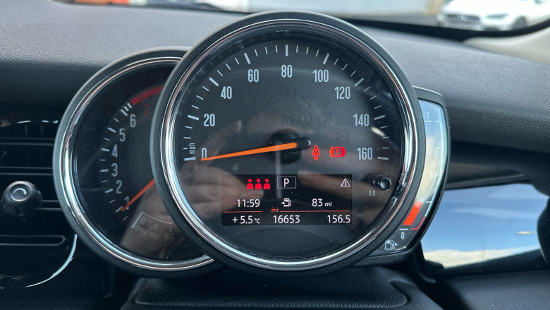 MINI Hatchback 1.5 Cooper Classic 5dr Auto Petrol Hatchback